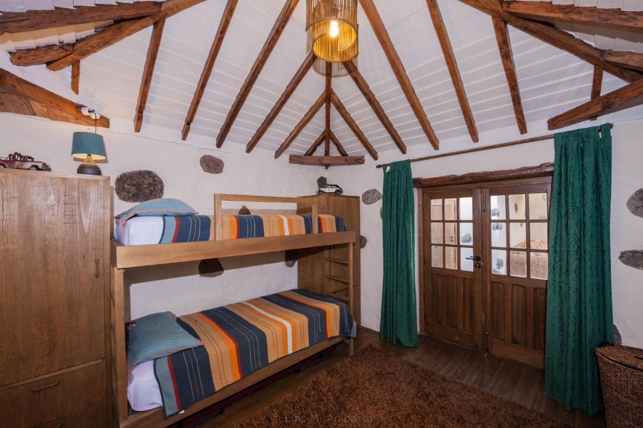 Historic Canarian House, Private Heated Infinity Pool, Bbq, Wifi + Panoramic Ocean Views Arona  Kültér fotó